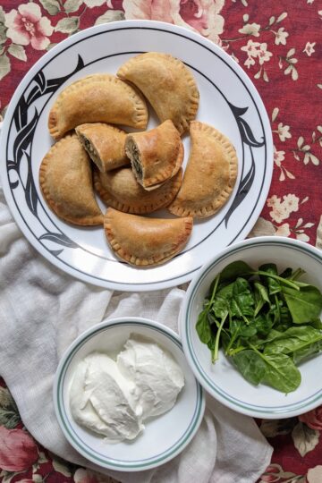 Spinach empanadas birds-eye