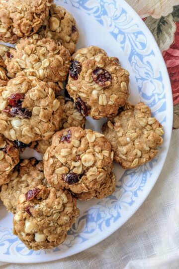 White Chocolate and Cranberry Oatmeal Cookies plated, top view